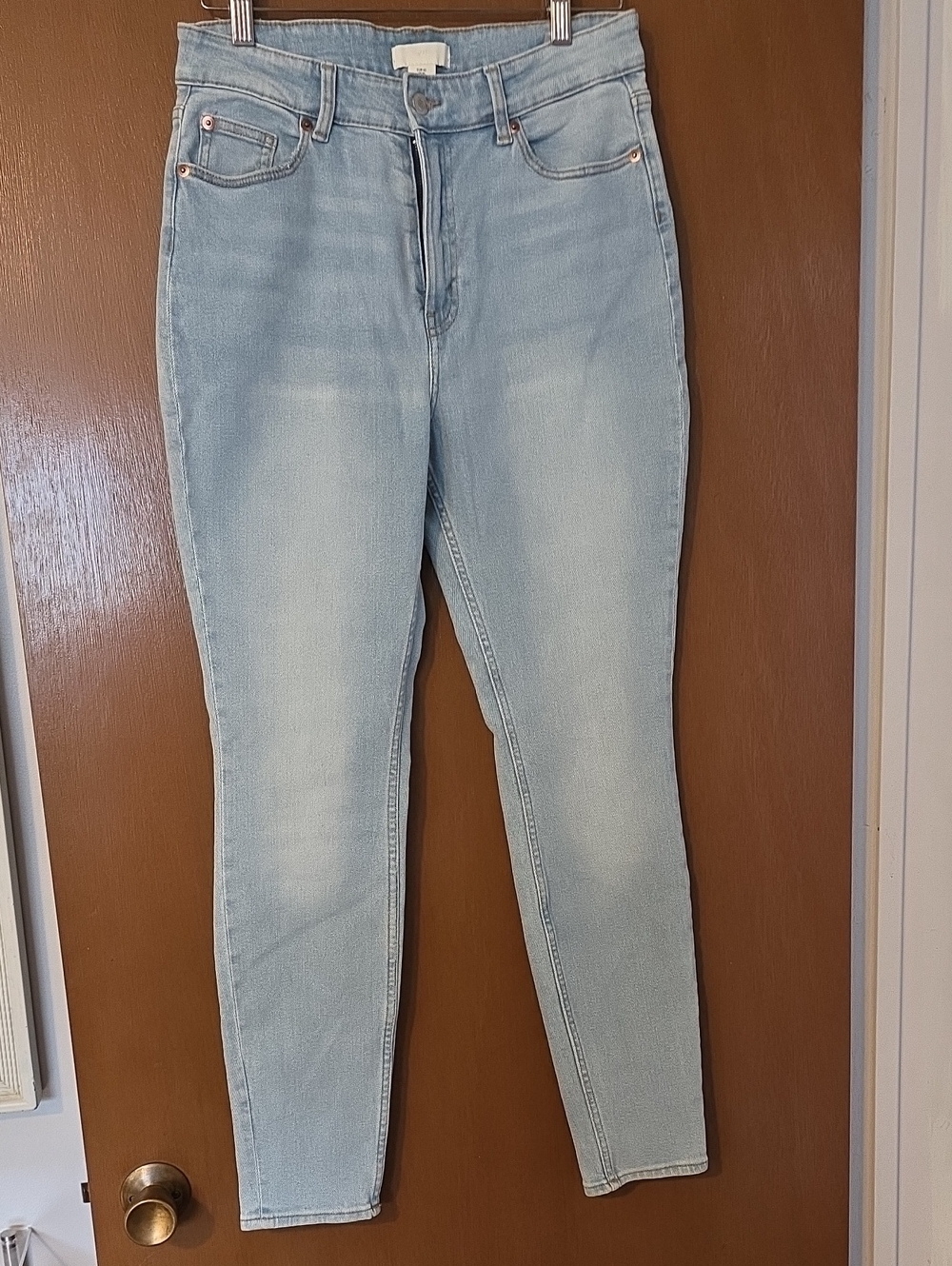 H&M Light Wash Women’s High-Rise Skinny Stretch Jeans